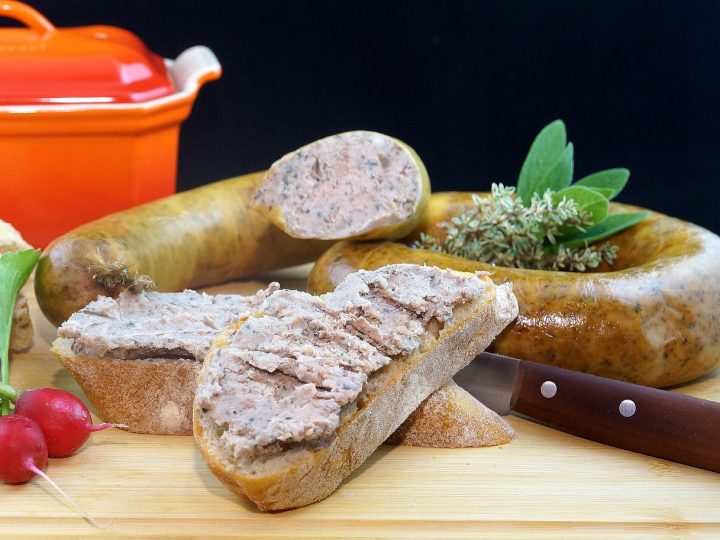 Afyon Mutfağı: Sucuk, Kaymak ve Lokumun Eşsiz Lezzet Durağı