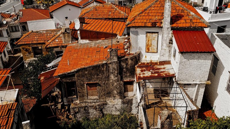 Amos Koyu: Marmaris’te Antik Kentle Buluşan Deniz