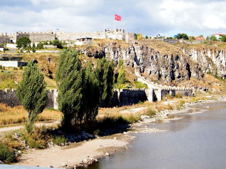 Ardahan Kalesi – Ardahan Gezilecek Yerler