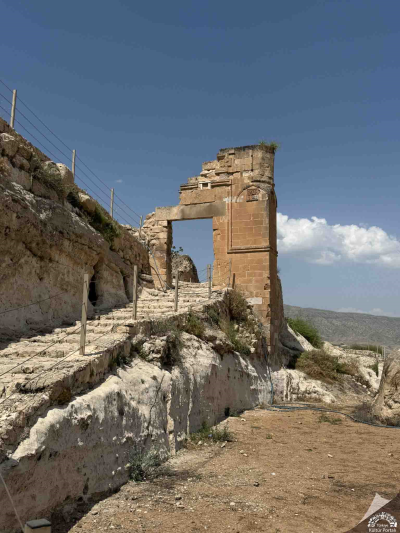 Hasankeyf İç Kale: Kayanın Üzerine Kurulmuş Bir Orta Çağ Şehri