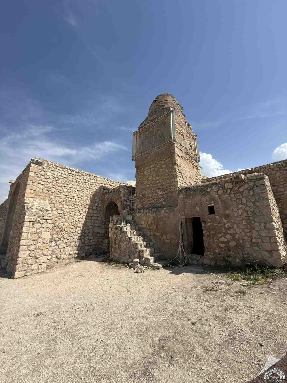 Hasankeyf Ulu Camii Batman gezilecek yerler