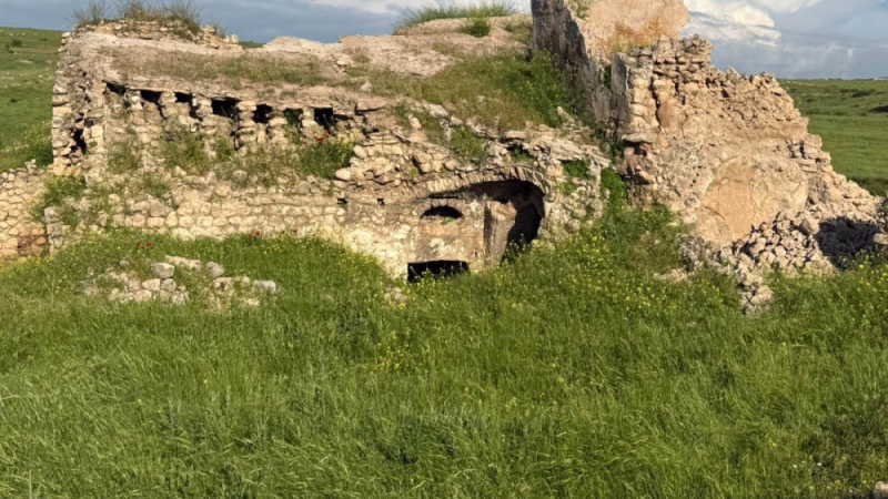 Mor Aho Manastırı: Banı Mahar Kırsalında Saklı Bir Süryani Yadigârı