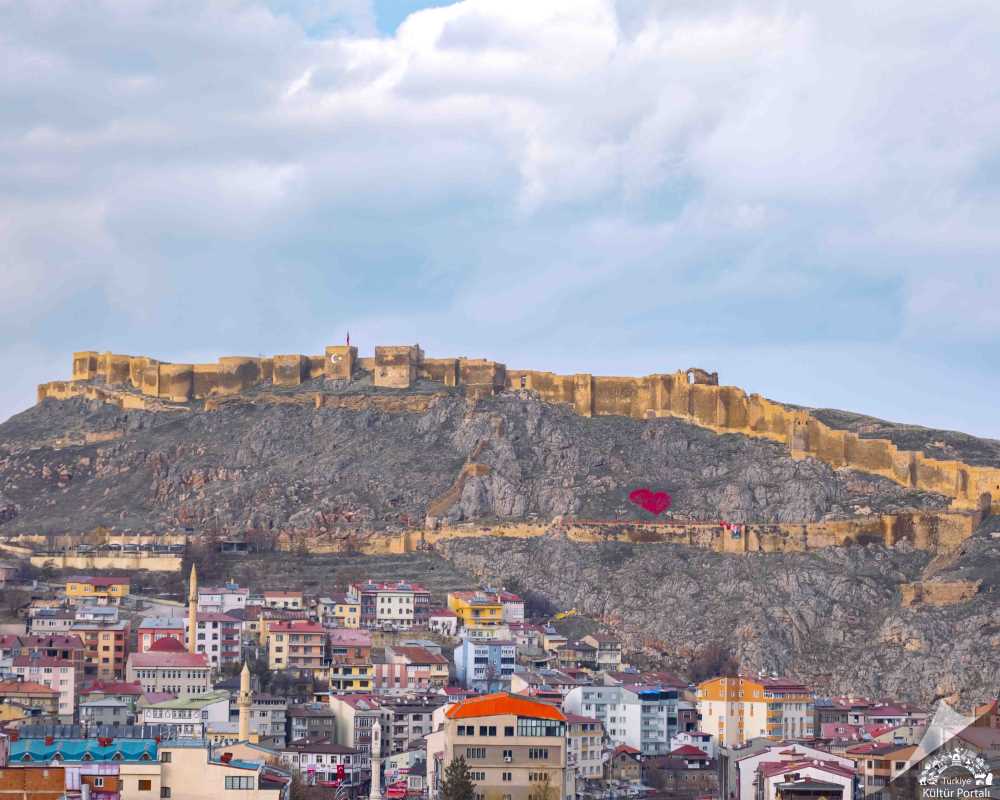 Bayburt Kalesi