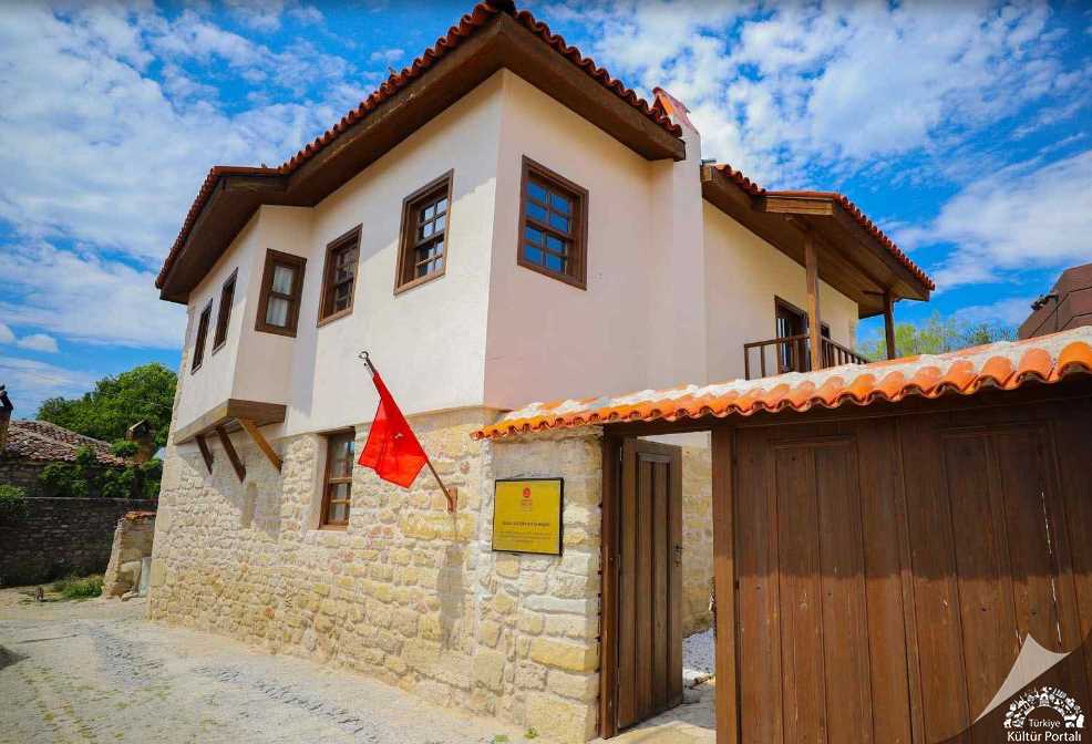 Bigalı Atatürk Evi ve Müzesi