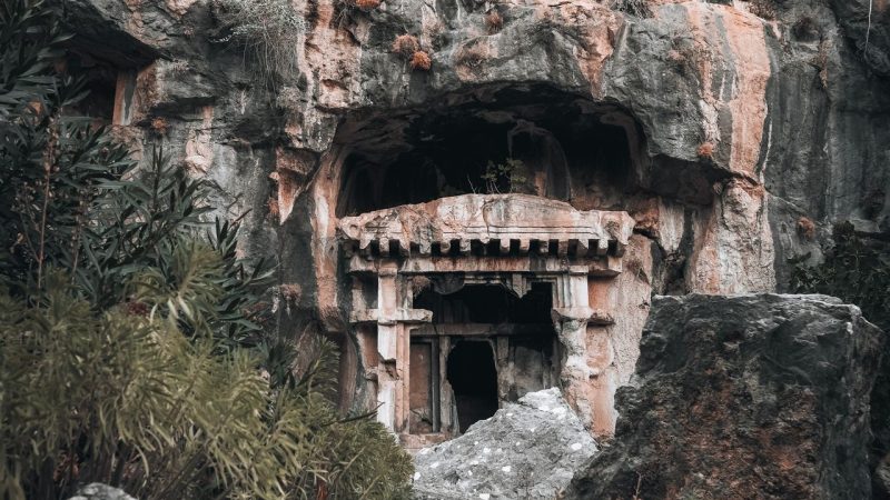 Bingöl Oğuldere Kaya Mezarı: kayalara işlenmiş geçmiş