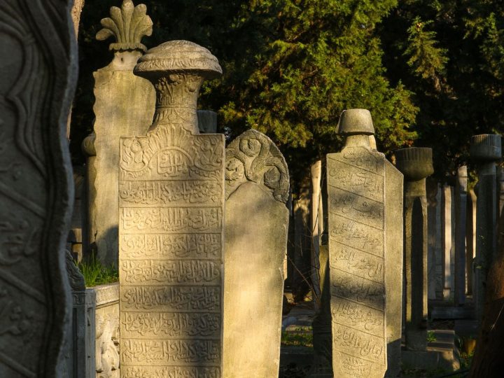 Ahlat Selçuklu Meydan Mezarlığı: taşlara işlenmiş bir uygarlık