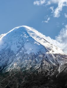Bitlis Süphan Dağı karlı zirve