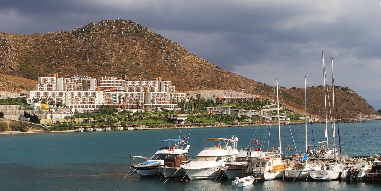 Bodrum marina ve kale genel gorunum