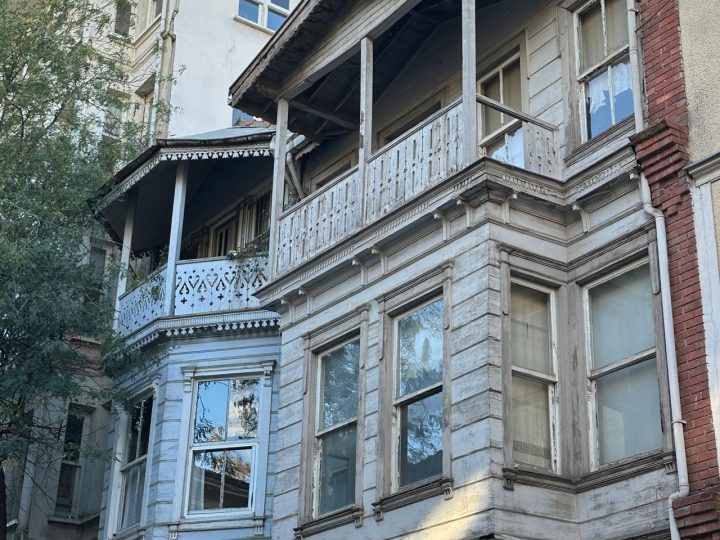 Muallim Mustafa Sırrı Özkan Kültür Evi: eğitim mirası
