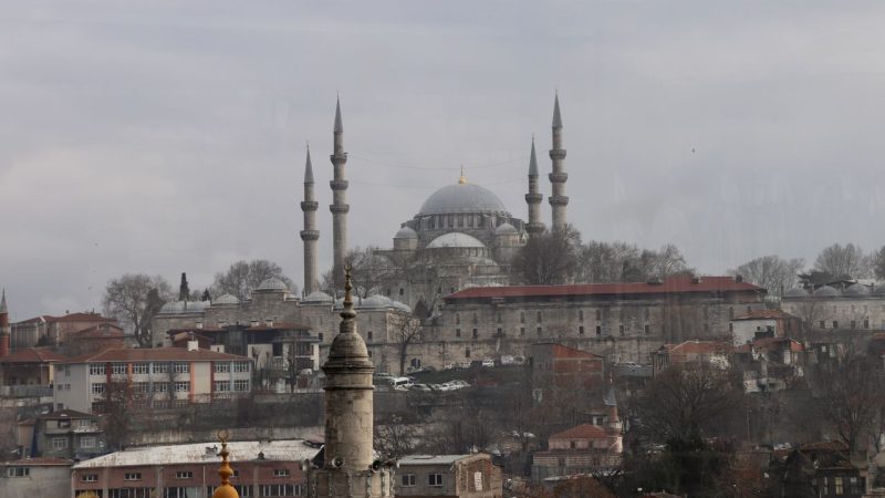 Eşrefzade Cami ve Türbesi: İznik’in Manevi Merkezi