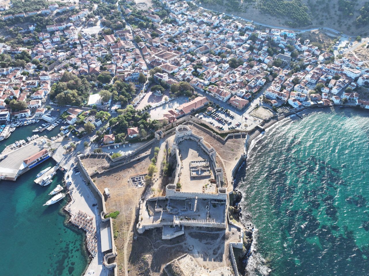 Bozcaada'da konaklama: bağlar arasında ada tatili