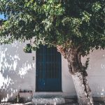 Alacati otantik tas yapi ve avlu