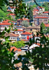Cincin Koyu tarzinda tarihi Osmanli tas konak