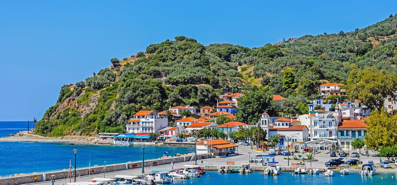 Cunda adasi tas sokaklar