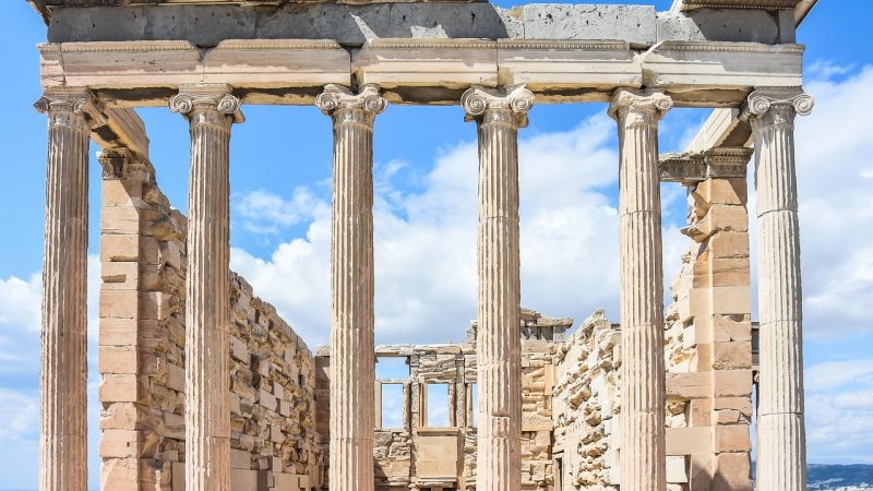 Didim ve Apollon Tapınağı: Kehanetlerin Kutsal Diyarı
