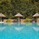 Lüks resort otel havuzu