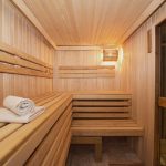 Dikili termal otel havuzu
