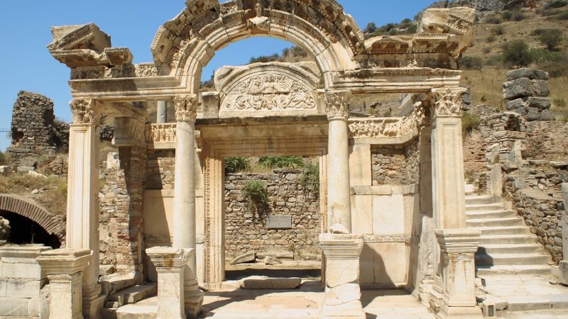 Ege’nin Antik Kentleri: Tarihe Yolculuk Rehberi