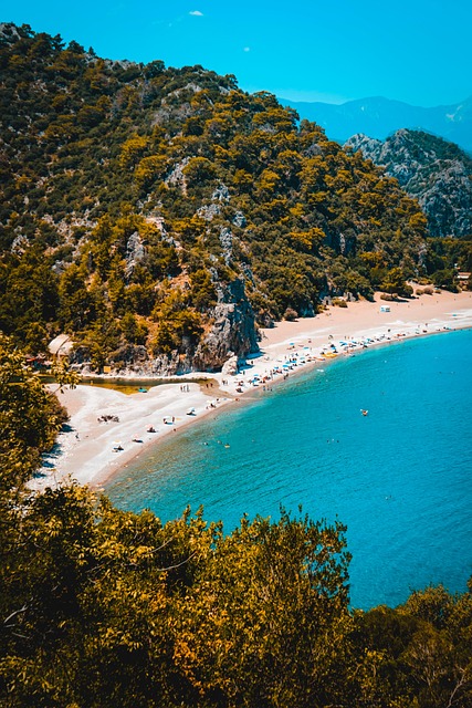 Ege geniş kumsal