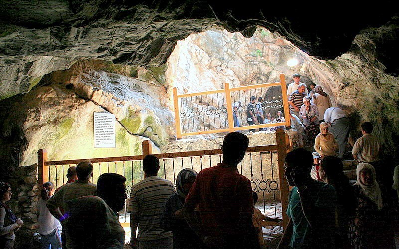 Eshabı Kehf Mağarası