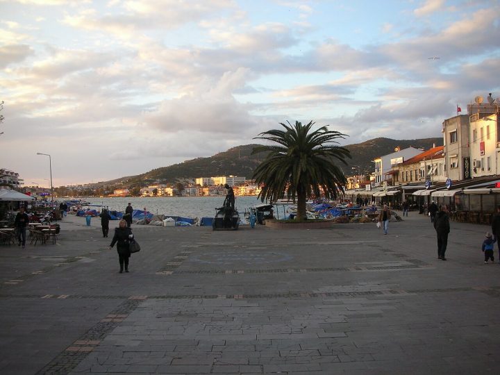 İzmir sahilleri: Foça Sahili