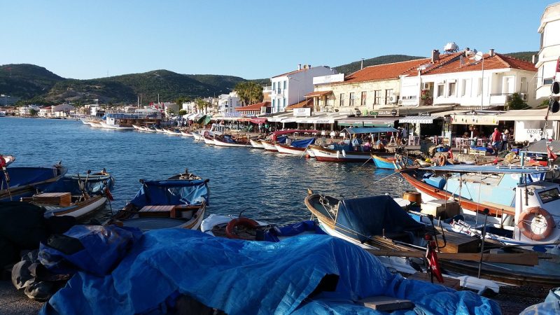Foça Tatil Rehberi: Görülecek Yerler, Yemekler ve Konaklama Önerileri