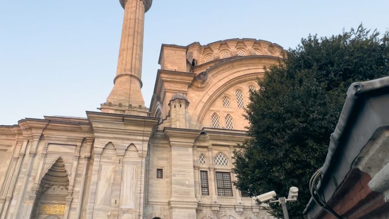 Hüseyin Gazi Külliyesi: Manevi ve Tarihî Bir Topluluk