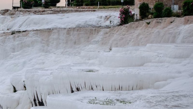 Keloğlan Mağarası: Sarkıt ve Dikitlerin Büyülü Dünyası