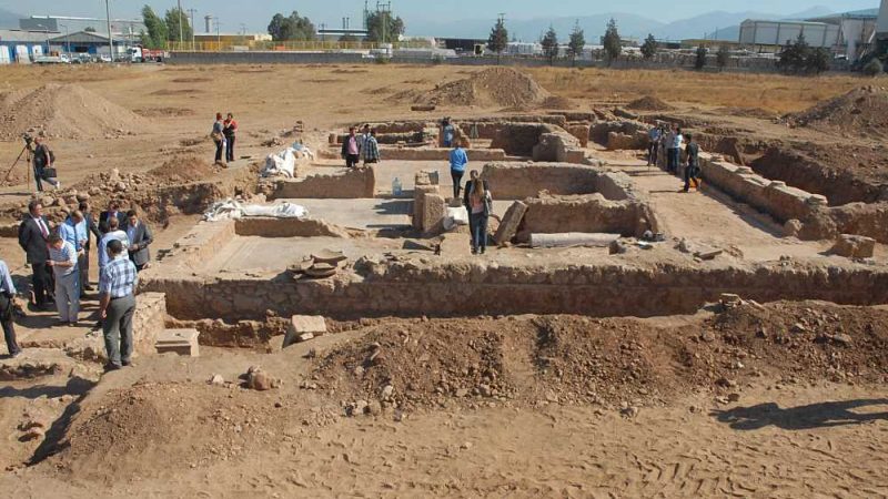 Nif Dağı: Kemalpaşa’nın Yeşil Zirvesi
