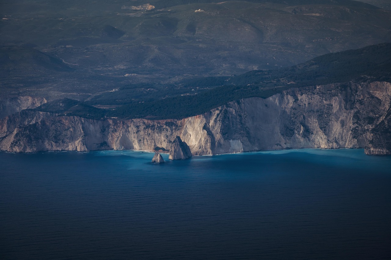 Knidos antik liman ve deniz manzarasi
