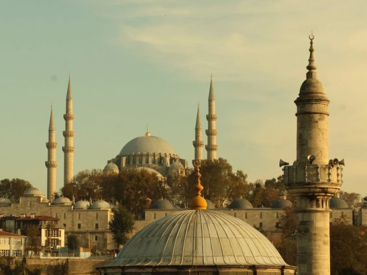 Koyunbaba Köprüsü: Kızılırmak Üzerinde Tarihî Bağ