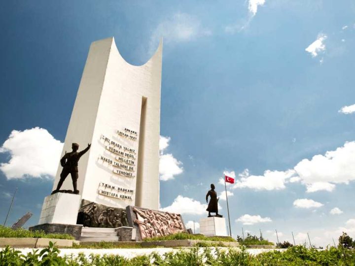 Metristepe Zafer Anıtı: İnönü Zaferinin Simgesi
