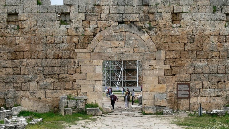Perge Antik Kenti – Antalya Gezilecek Yerler