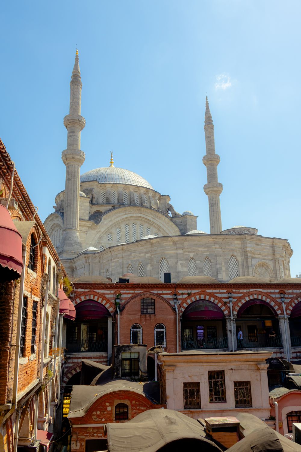 Sara Hatun Camii: Akkoyunlu Döneminden Bir Yadigâr