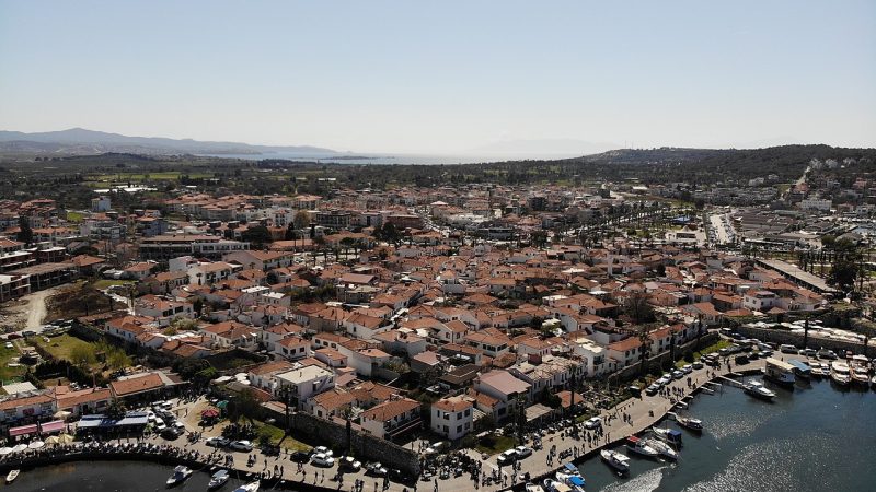 İzmir sahilleri: Sığacık ve Akkum Plajı