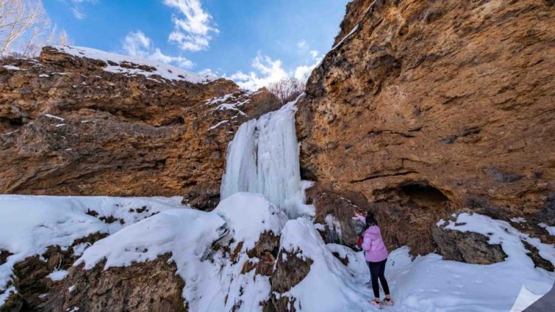 Sırakayalar Şelalesi: Bayburt’un Saklı Doğa Harikası