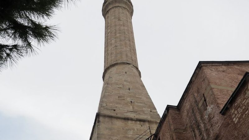 Solmaz Çarşı Camii ve Haziresi: Çameli İlçesinin Tarihî Camisi