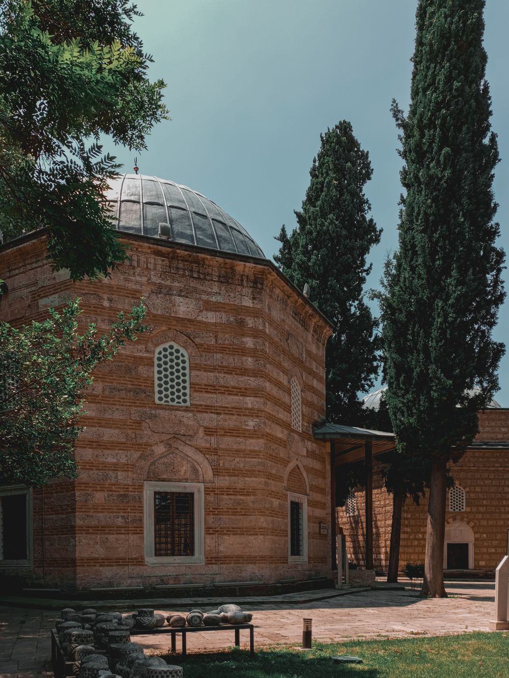 Sultan Melik Türbesi: Mengücek Döneminden Bir Yadigâr
