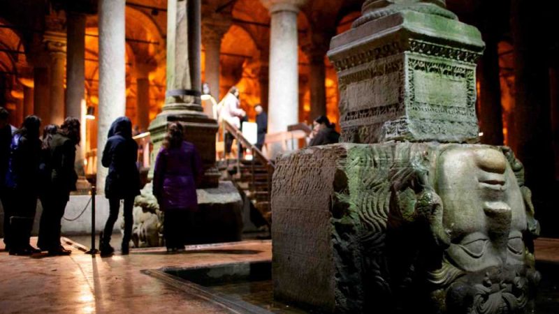 Yerebatan Sarnıcı: Yer Altındaki Sütunlar Şehri