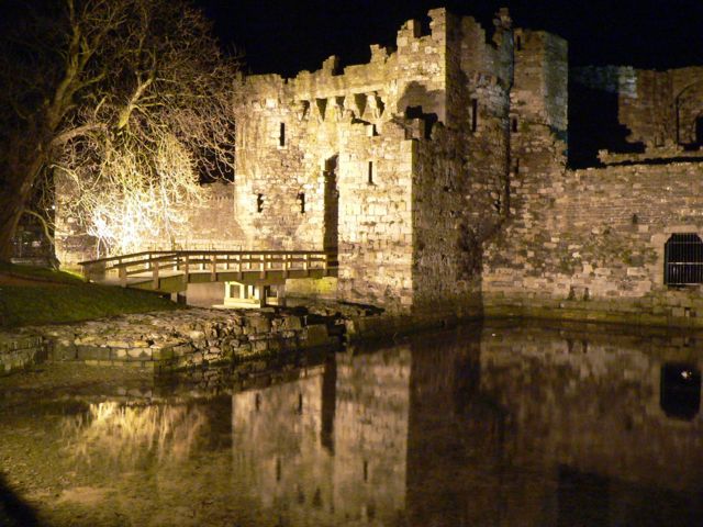 Beaumaris Kalesi gece
