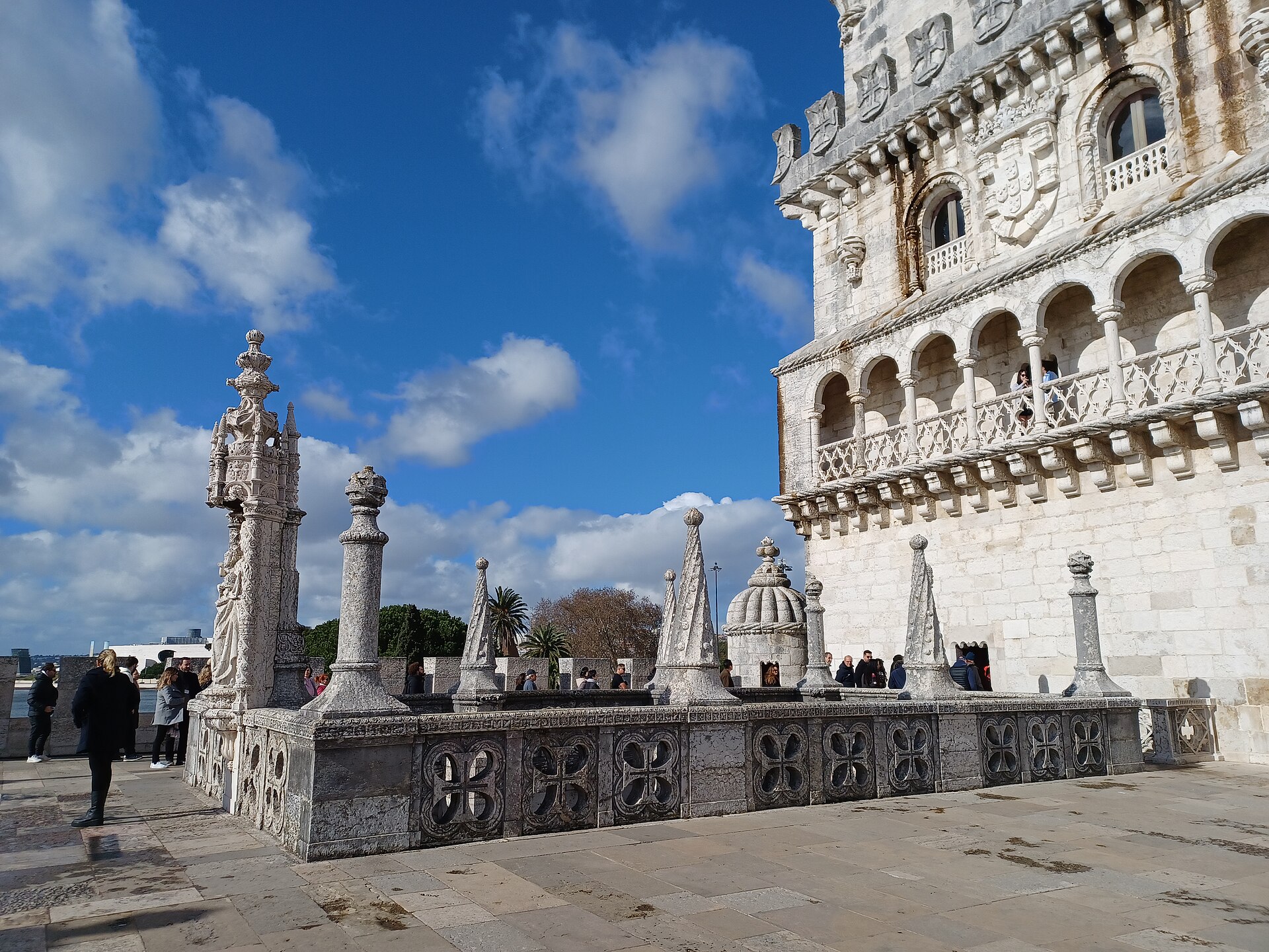Belém Kulesi loggia ve balkonları