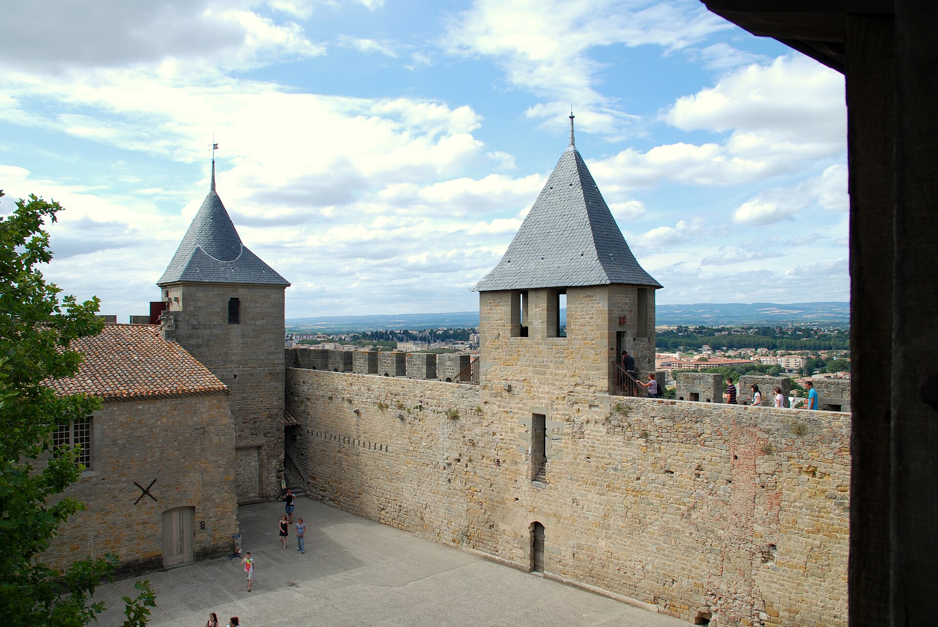 Carcassonne surları ve kuleleri
