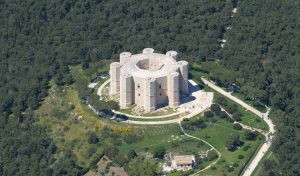Castel del Monte havadan görünüm, Andria, Puglia