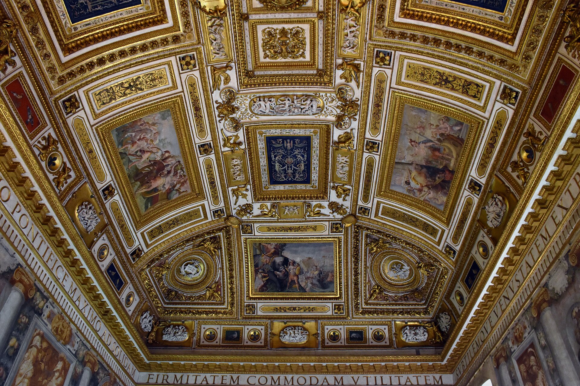 Castel Sant'Angelo Sala Paolina freskleri
