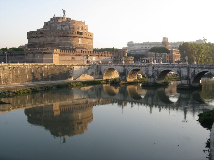 Castel Sant’Angelo: Hadrianus’un Mezarından Papaların Kalesine Roma’nın Melek Kalesi