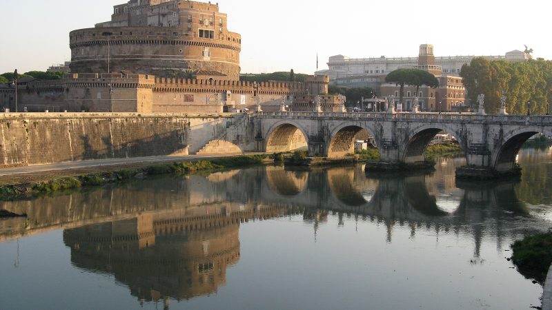 Castel Sant’Angelo: Hadrianus’un Mezarından Papaların Kalesine Roma’nın Melek Kalesi