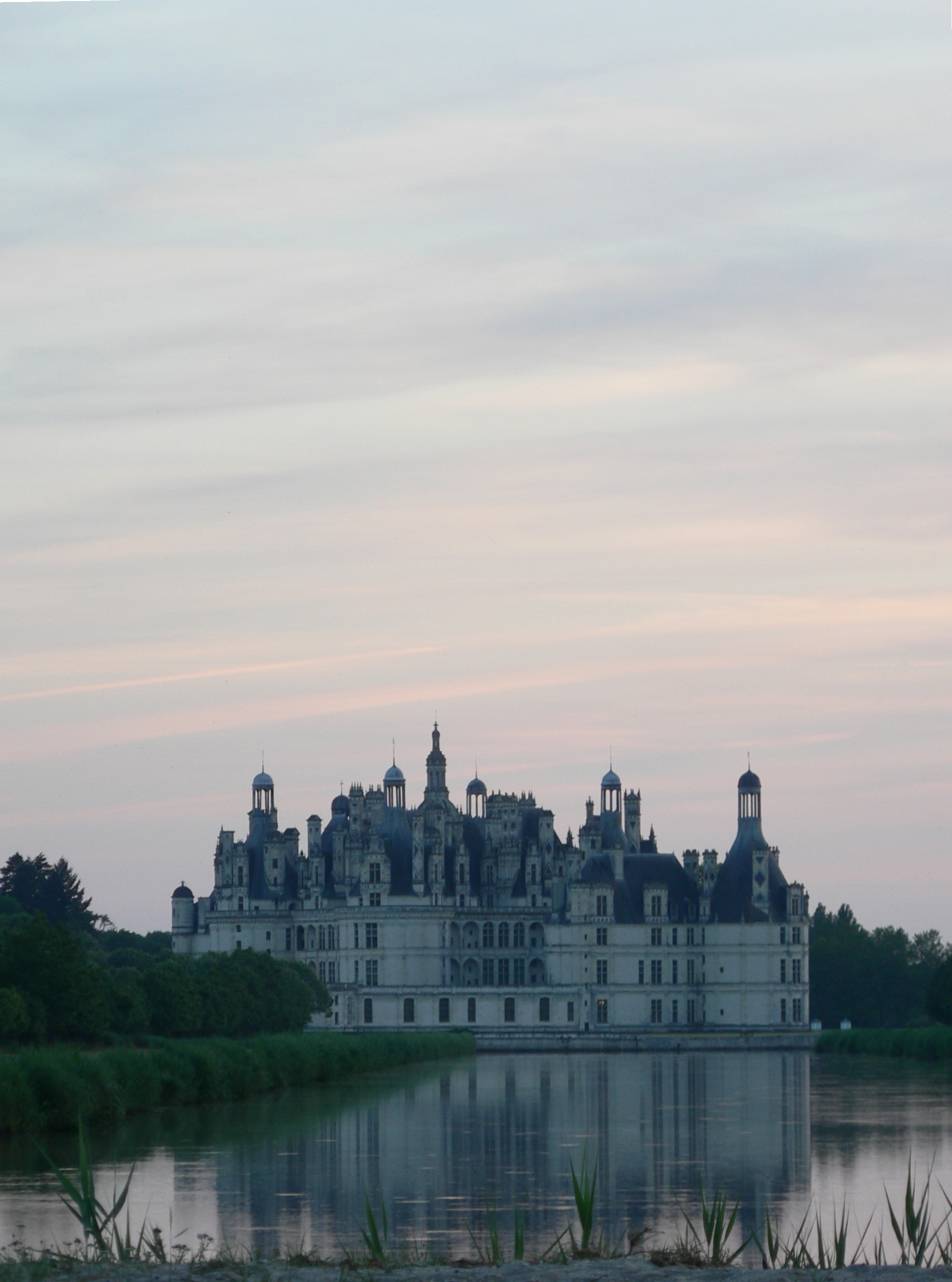 Chambord ve göletteki yansıması