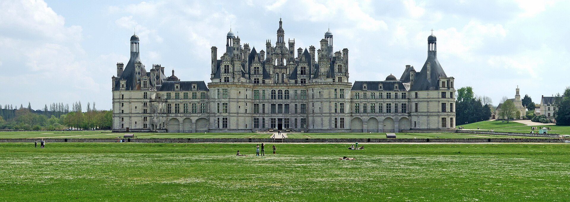Château de Chambord panorama