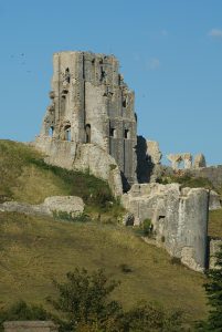 Corfe Kalesi harabesi