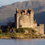 Eilean Donan Kalesi ada üzerinde